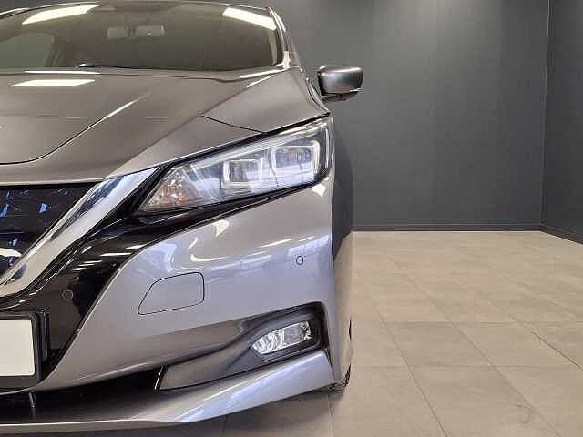 Nissan Leaf N-Connecta med delskinn