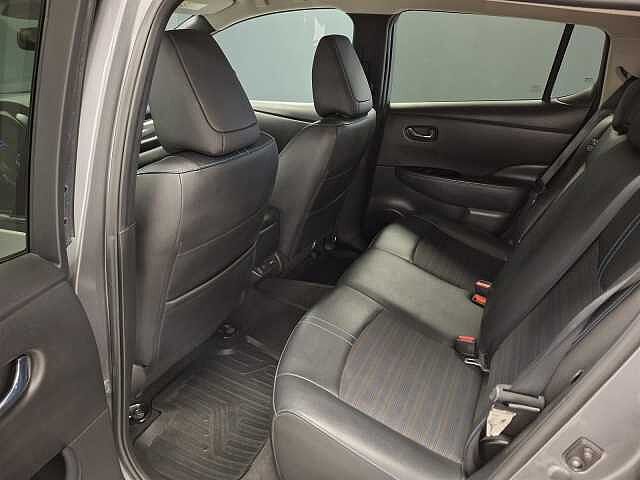 Nissan Leaf N-Connecta med delskinn