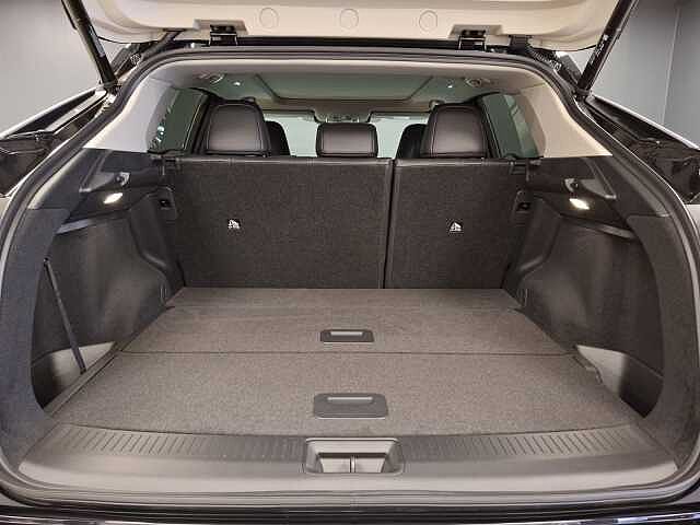 Nissan Ariya Evolve|BOSE|S. og V. hjul