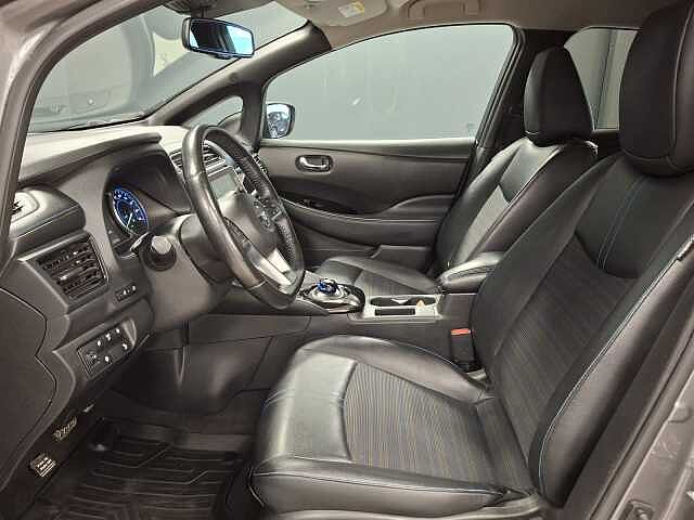 Nissan Leaf N-Connecta med delskinn